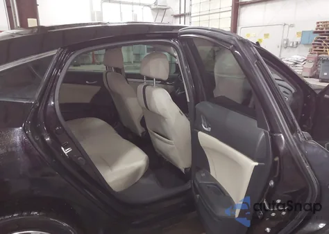 2016 Honda Civic Ex z USA, uszkodzony, nr VIN 2HGFC2F7XGH556020